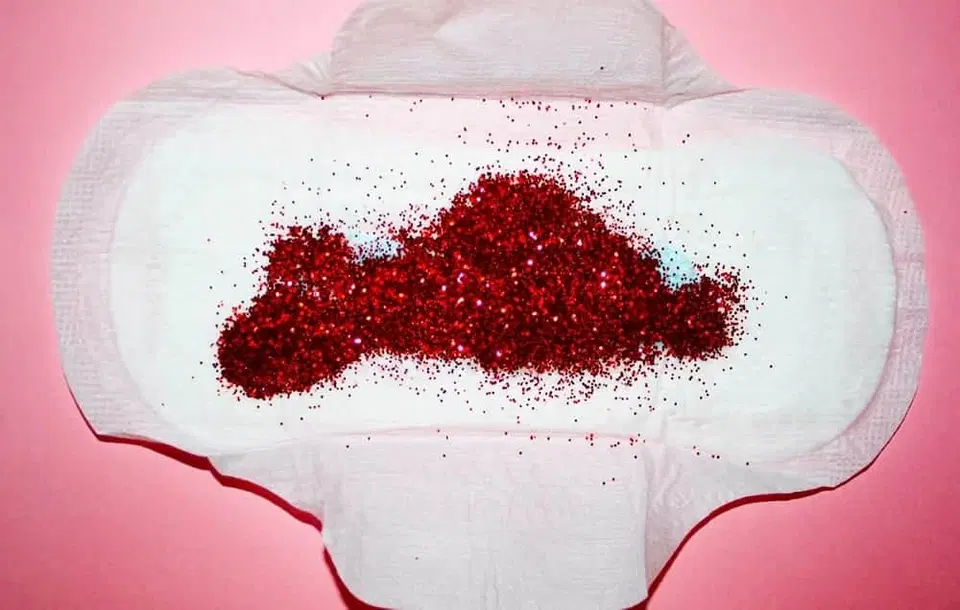 Menstruação atrasada? Veja possíveis causas além da gravidez!