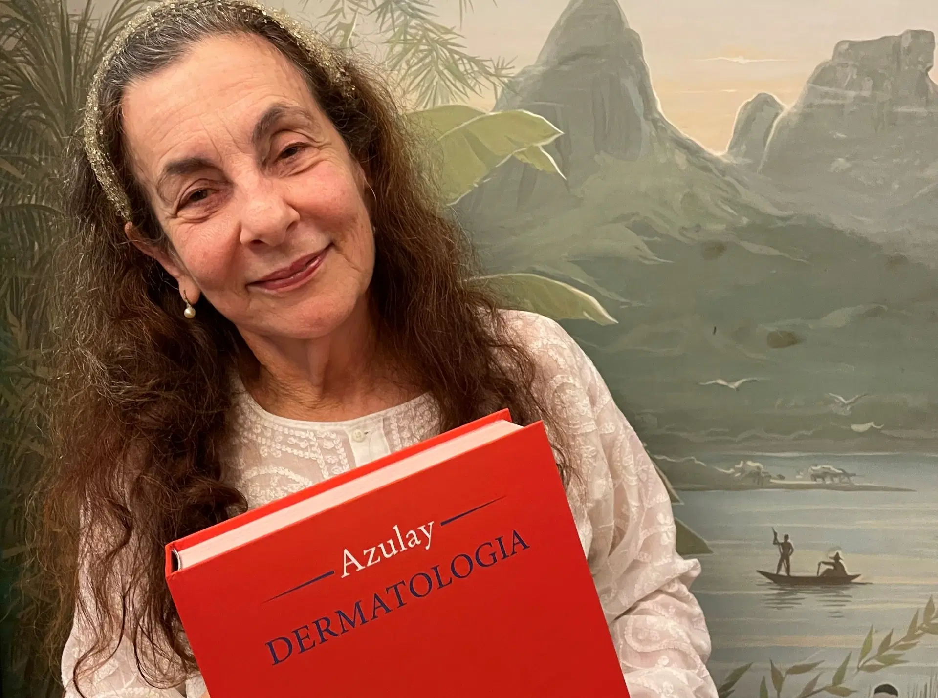 Dra. Luna no lançamento da 8ª Edição do livro Azulay Dermatologia